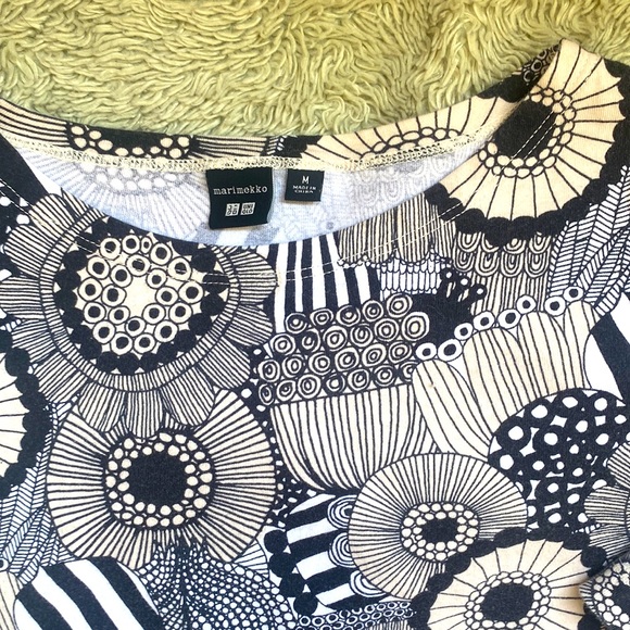 Patterned Boxy Tee - Picture 2 of 3